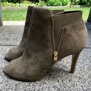 Marc Fisher open toe heeled booties - size 8
